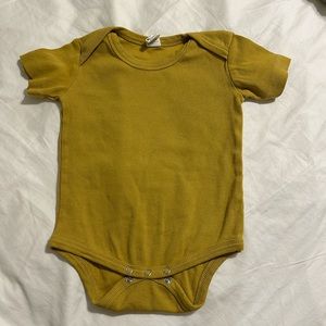 KQ lap neck bodysuit
